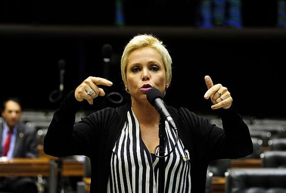 Seguridade aprova fralda gratuita para idoso e pessoa com deficiência