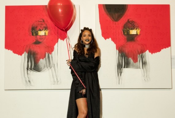 Rihanna é a primeira cantora a lançar encarte totalmente em braile