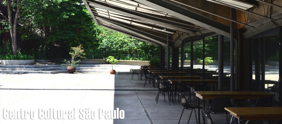Sessões gratuitas de contação de histórias em Libras